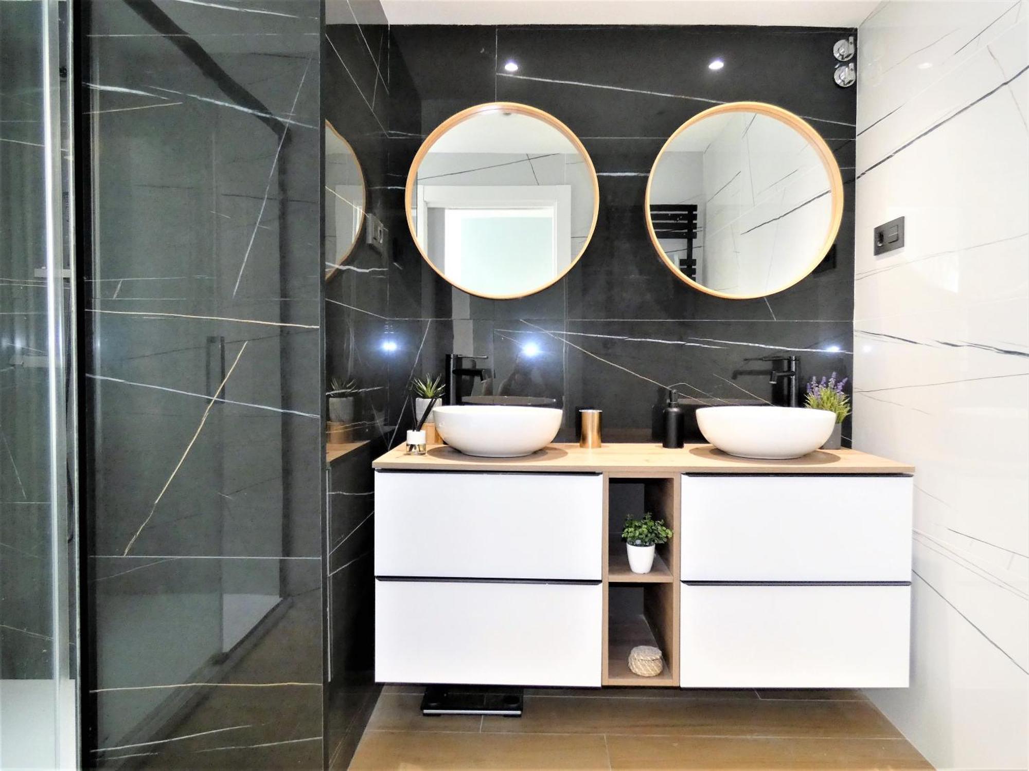 Gran Bilbao I Apartment Баракалдо Екстериор снимка
