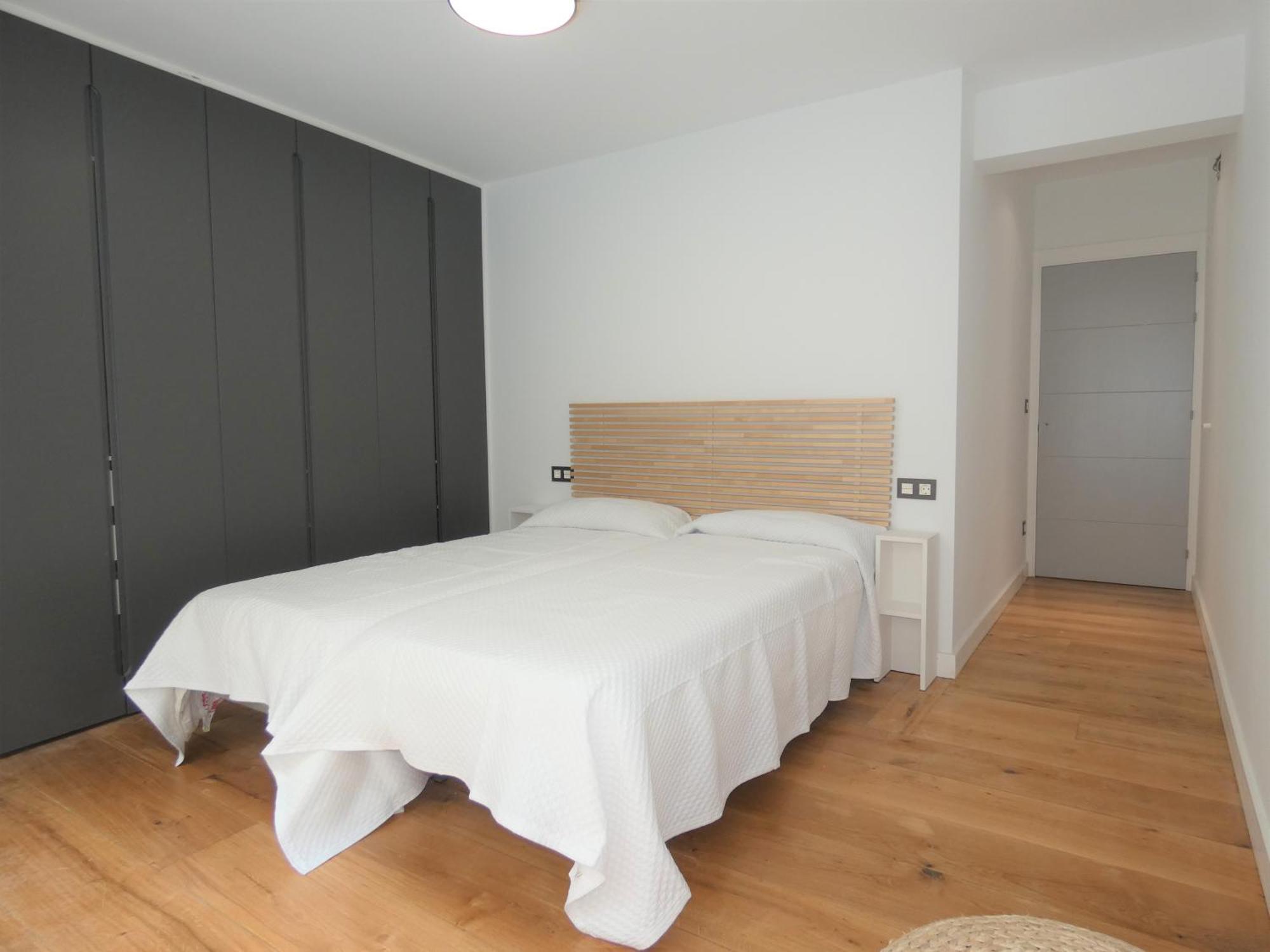 Gran Bilbao I Apartment Баракалдо Екстериор снимка