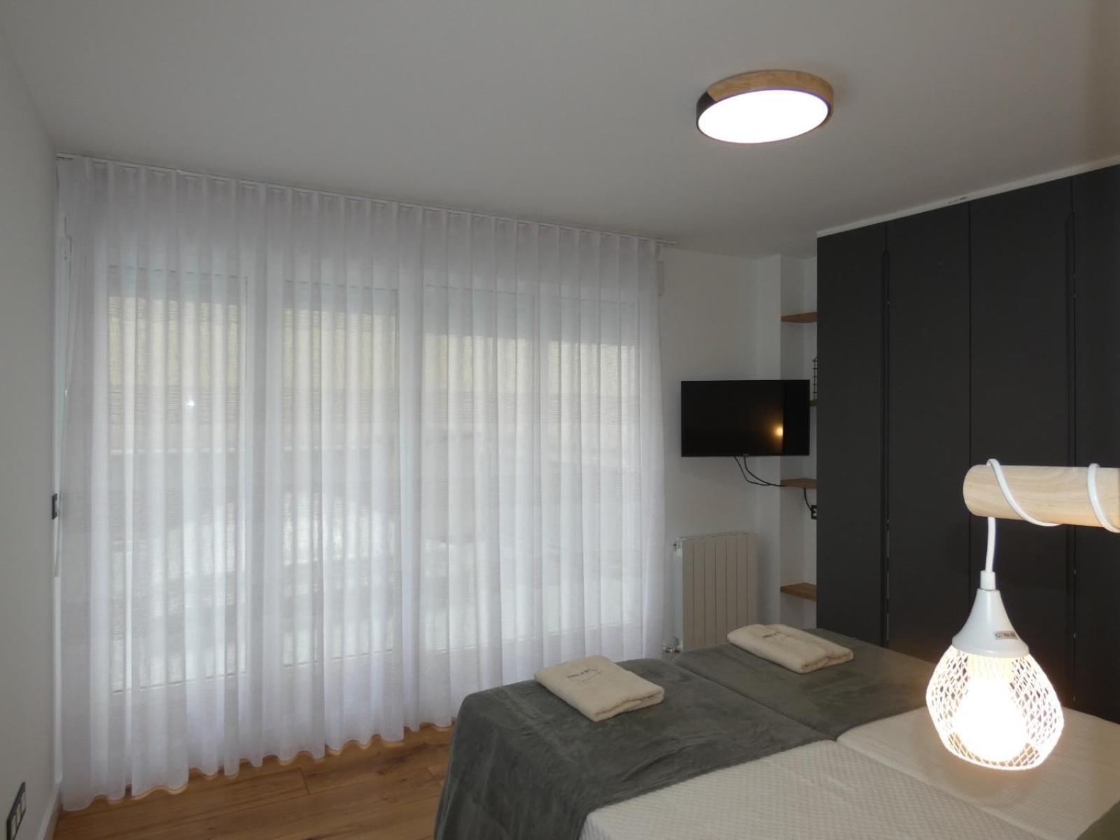 Gran Bilbao I Apartment Баракалдо Екстериор снимка