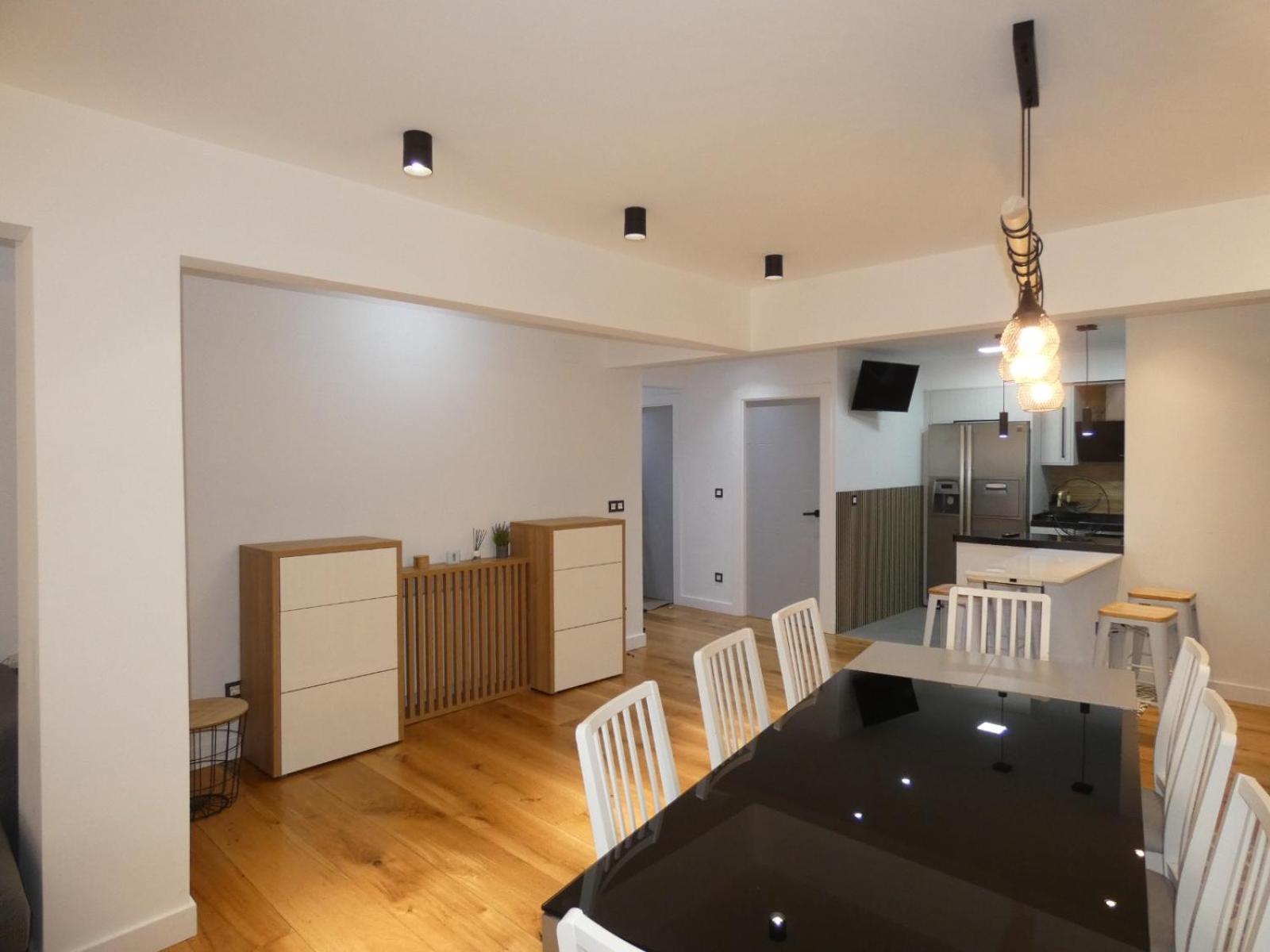 Gran Bilbao I Apartment Баракалдо Екстериор снимка