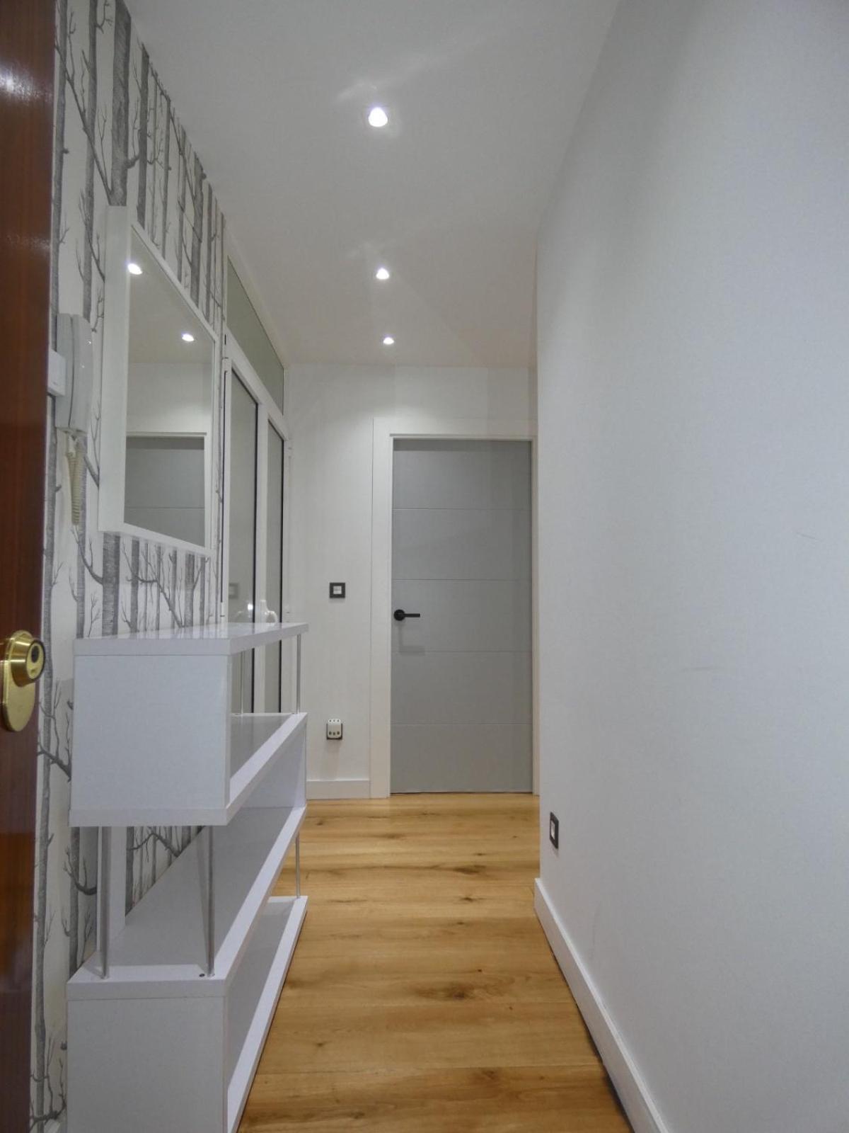 Gran Bilbao I Apartment Баракалдо Екстериор снимка